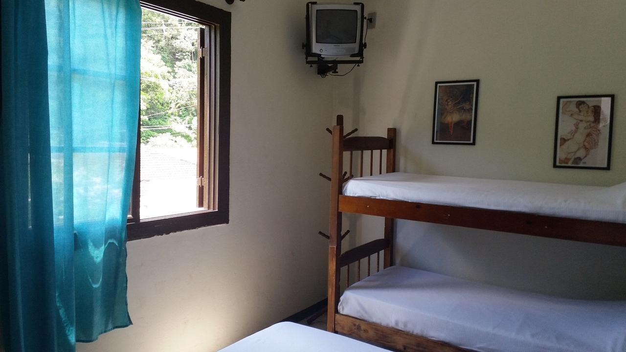 Hotel Madrid 멘데스 외부 사진